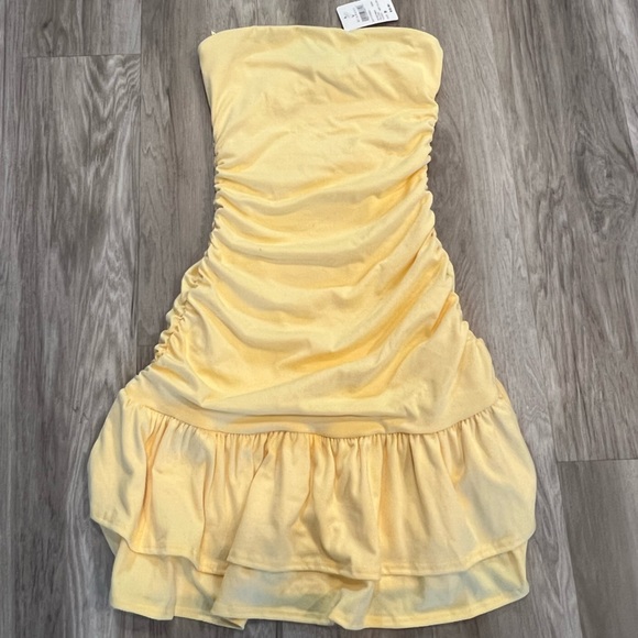 Assorted romper and dresses sold individually - Picture 7 of 11